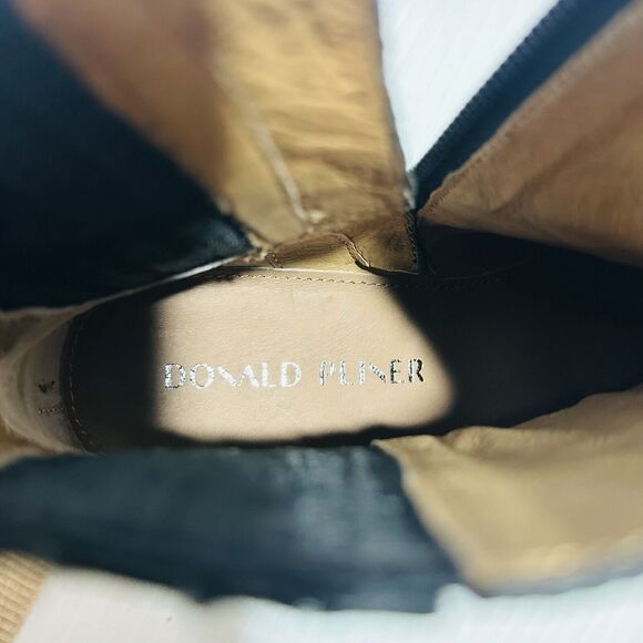 Donald Pliner Mai Harness 6.5 M Bootie Black Leather Ankle Zip Block Heel NIB - Picture 13 of 16